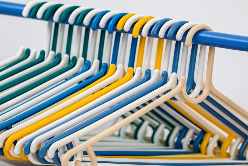 gallery/clothes-hangers-582212_1920